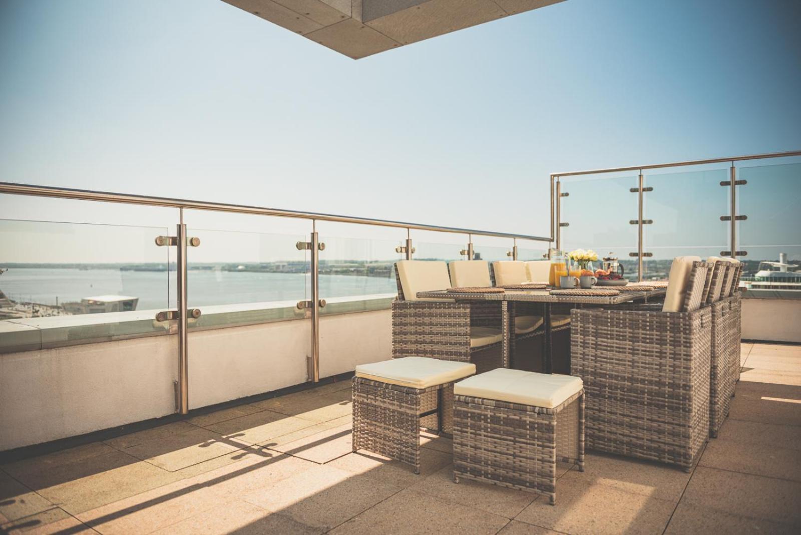 Novu Apartments Liverpool Waterfront Exterior photo